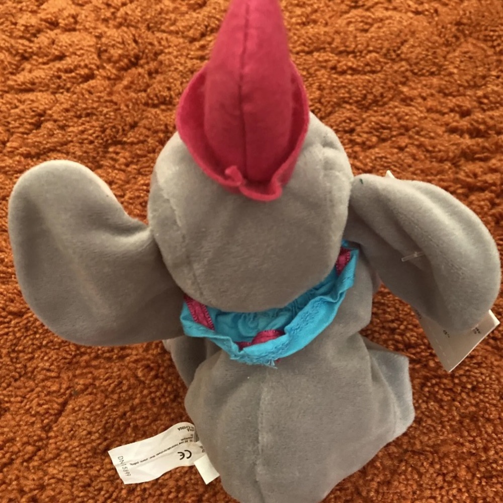 Disney Store Dumbo Flying Elephant About 8” Bean Bag Plush Animal Toy With Tag. - Picture 7 of 11